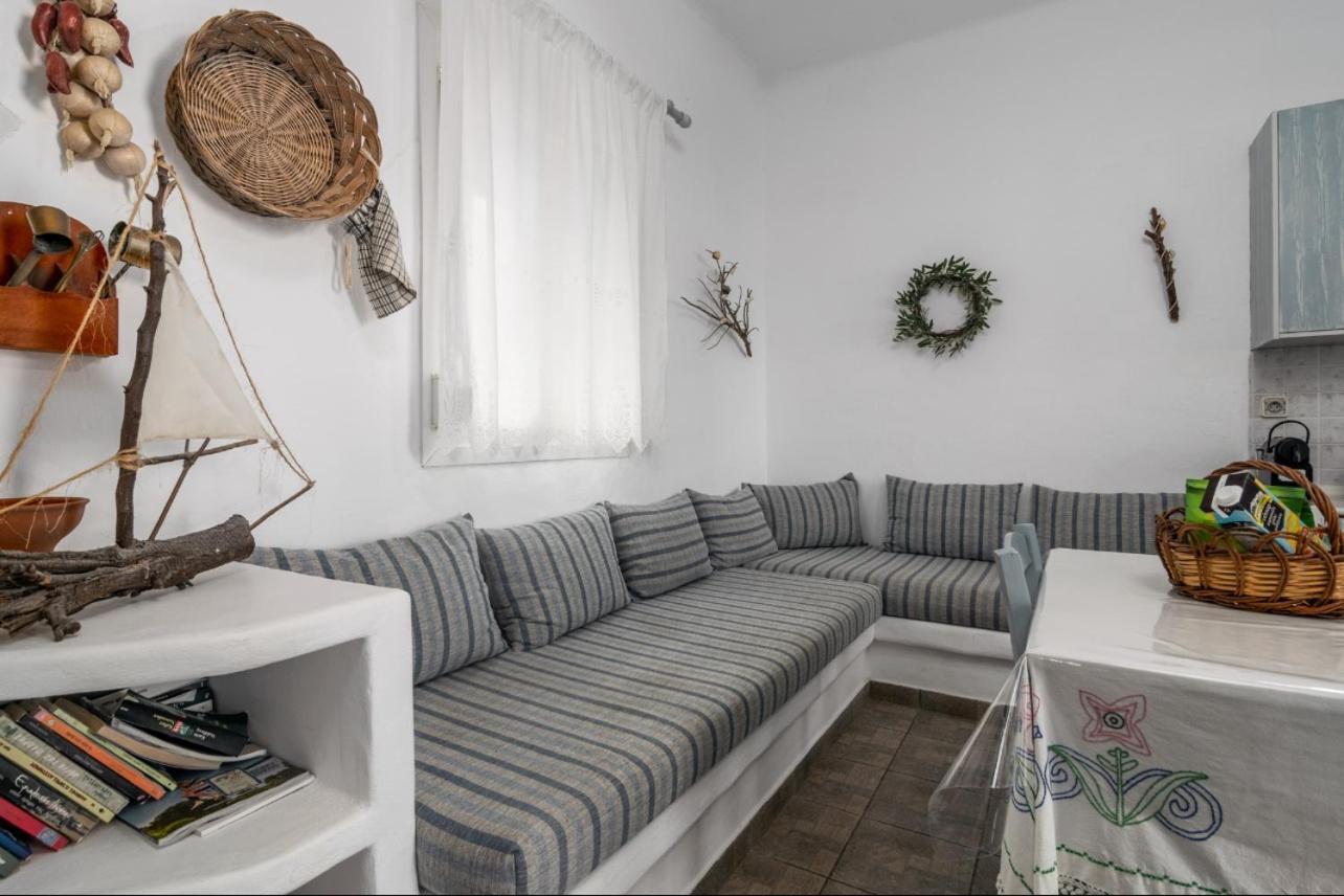 Apartamento Mandrakia House Exterior foto